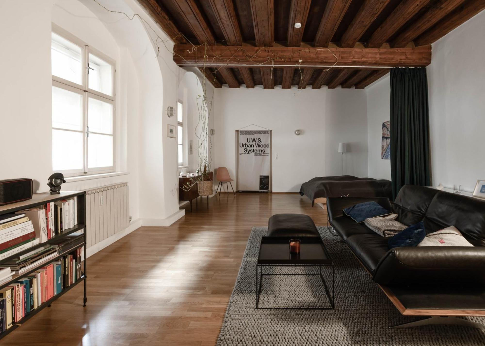 12 Apartment *