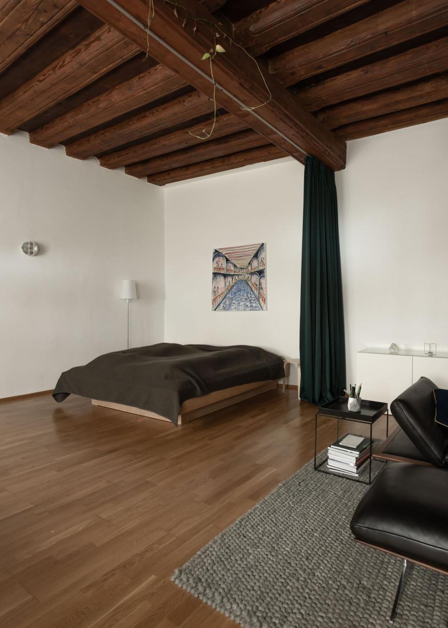 Apartment 12 *
